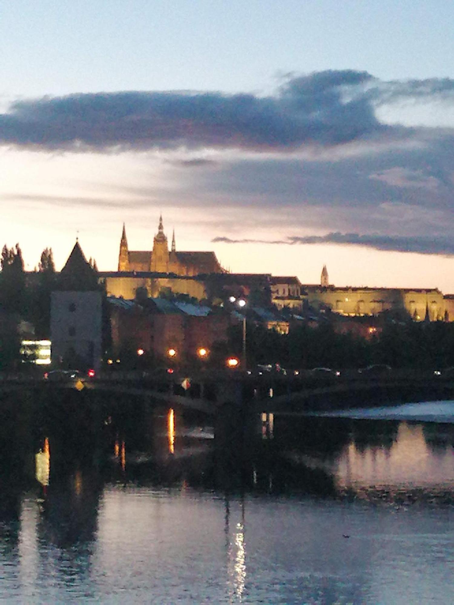 Valentinka Minutes Away From Charles Bridge Apartman Prága Kültér fotó